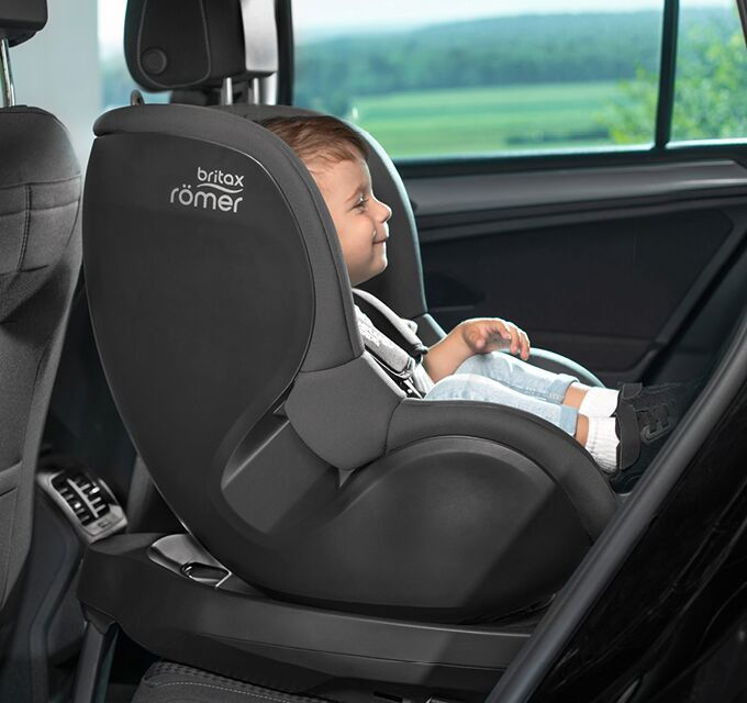 Autosedačka BRITAX-ROMER Dualfix M Plus - Midnight Grey