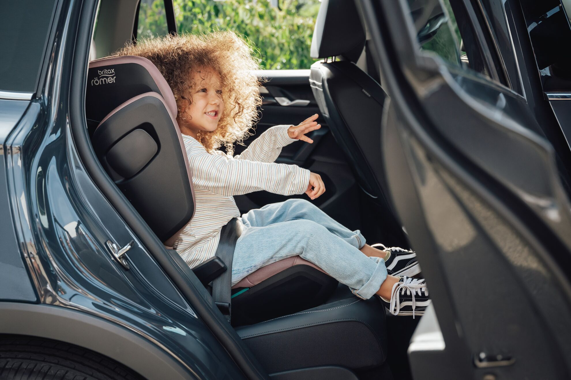 Autosedačka BRITAX-ROMER Kidfix Pro M Classic Space Black
