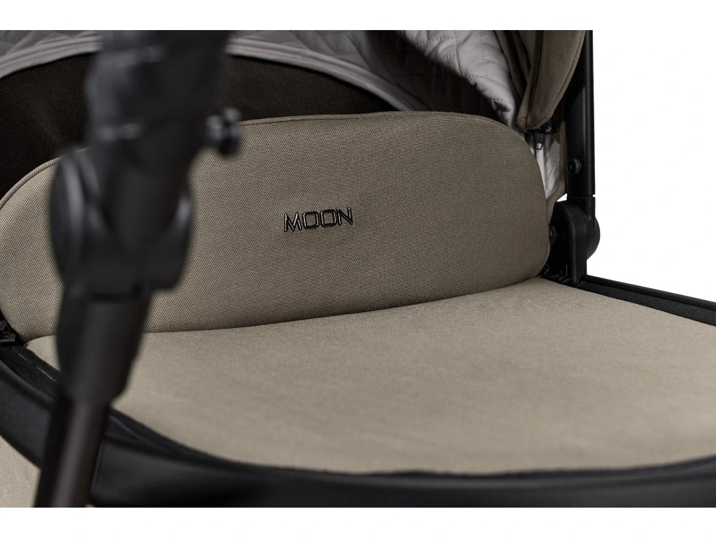 2. kombinácia MOON PIÚ black matt - Mud