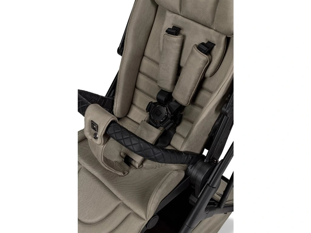 2. kombinácia MOON PIÚ black matt - Mud